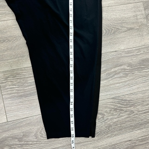 ATHLETA Women's Black Brooklyn Ankle Pull-On Pant Plus SZ 24 EUC 2021 - Picture 13 of 14